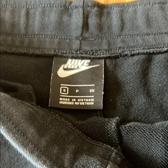 Nike Black Cotton Athletic Shorts - Picture 2 of 5